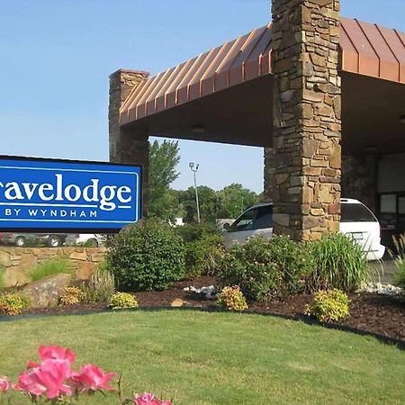 Travelodge By Wyndham Coffeyville Экстерьер фото